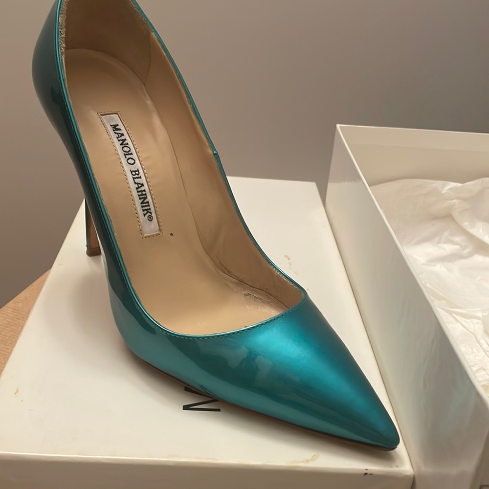 Manolo Blahnik - color is turquoise -